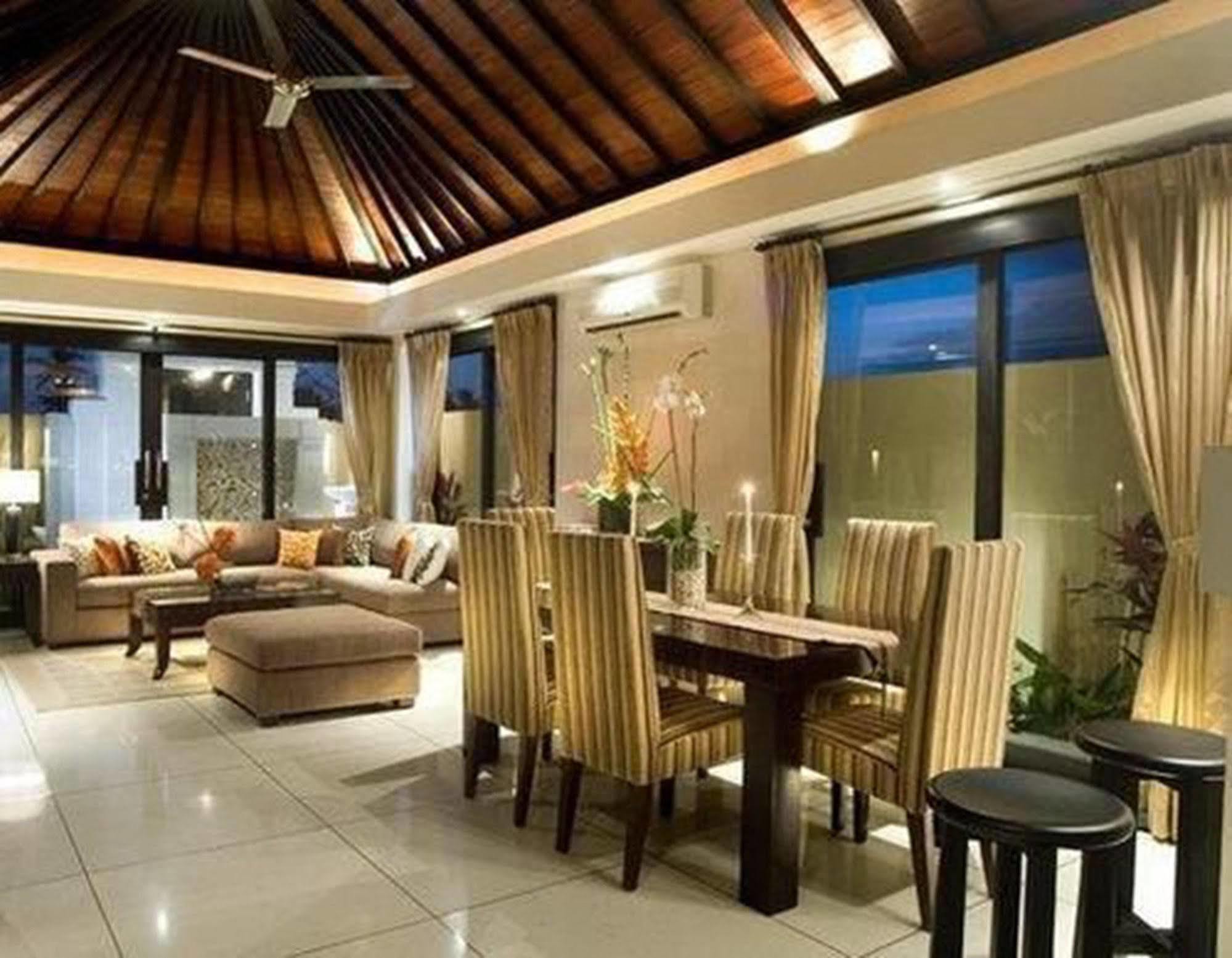 The Seri Villas Seminyak By Premier Hospitality Asia Экстерьер фото